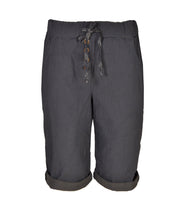 Drawstring button shorts