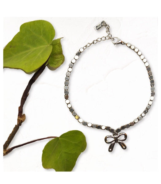 Bow beaded bracelet