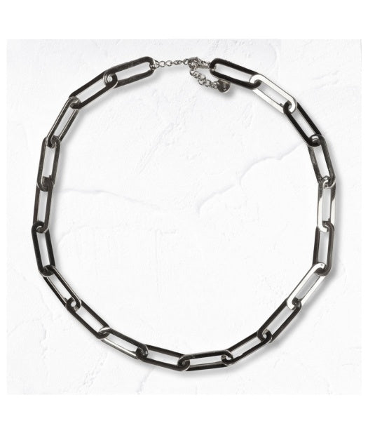 Oval link chain necklace