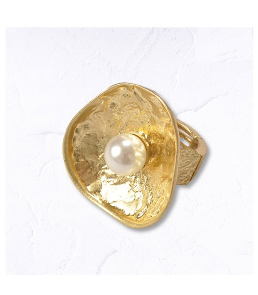 Textured pearl ring