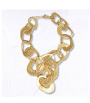 Interlocked battered chain necklace