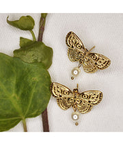 Butterfly pearl earrings
