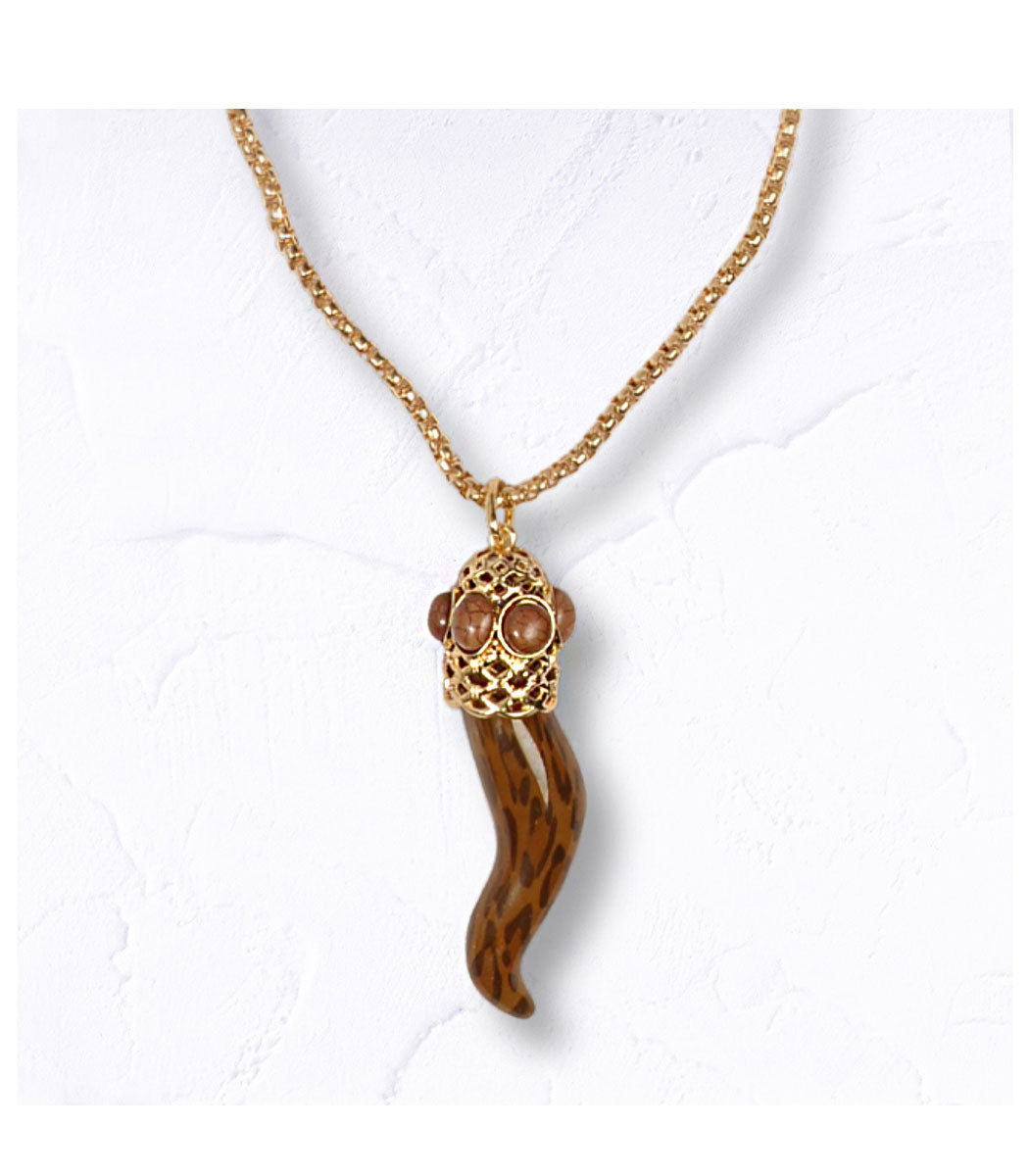 Curved horn pendant necklace