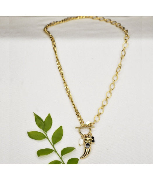 Stone horn chain necklace 