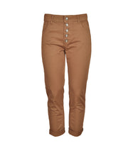 Diamante button capri pants