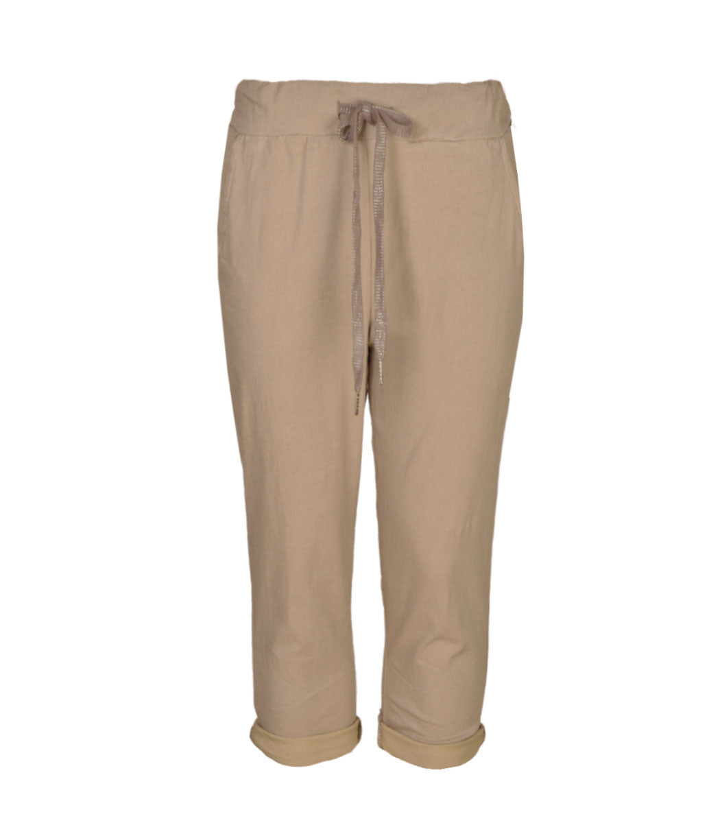 Basic drawstring capri pants