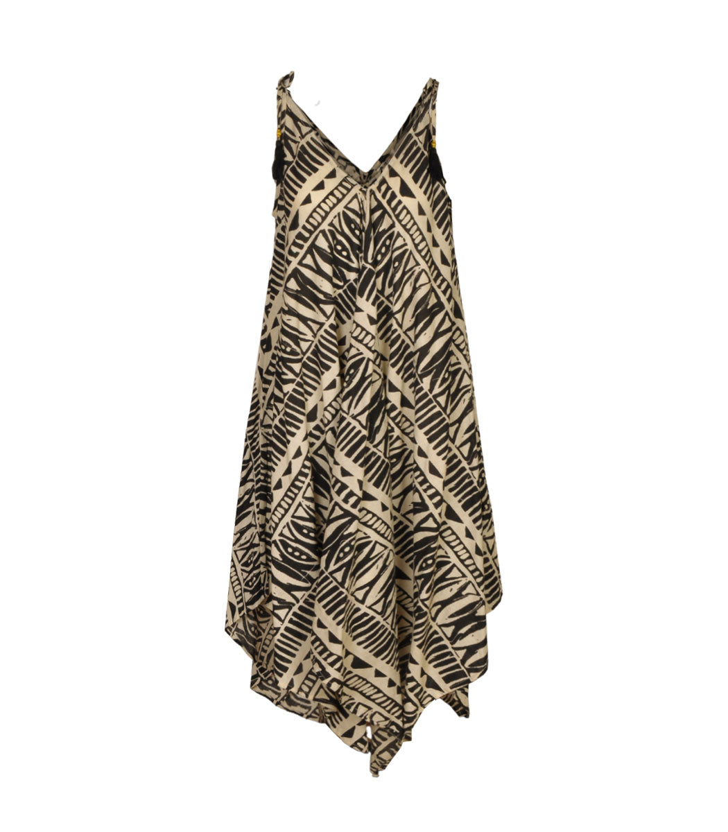 Belted ethnic pointy dress