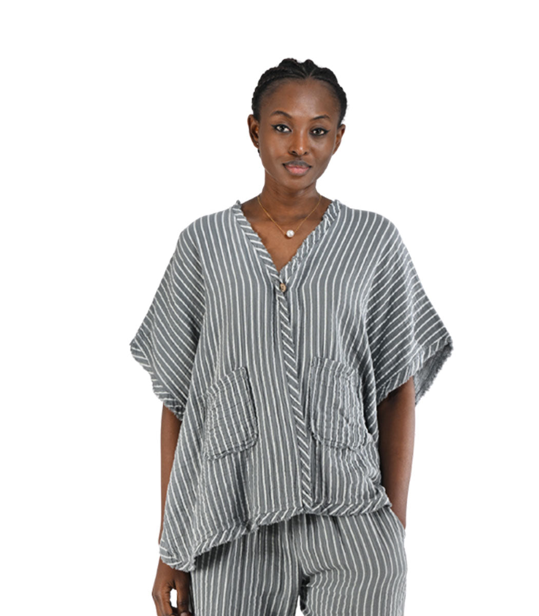 1 Button raw-edge striped top