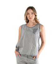 2-Textured sequin pocket top