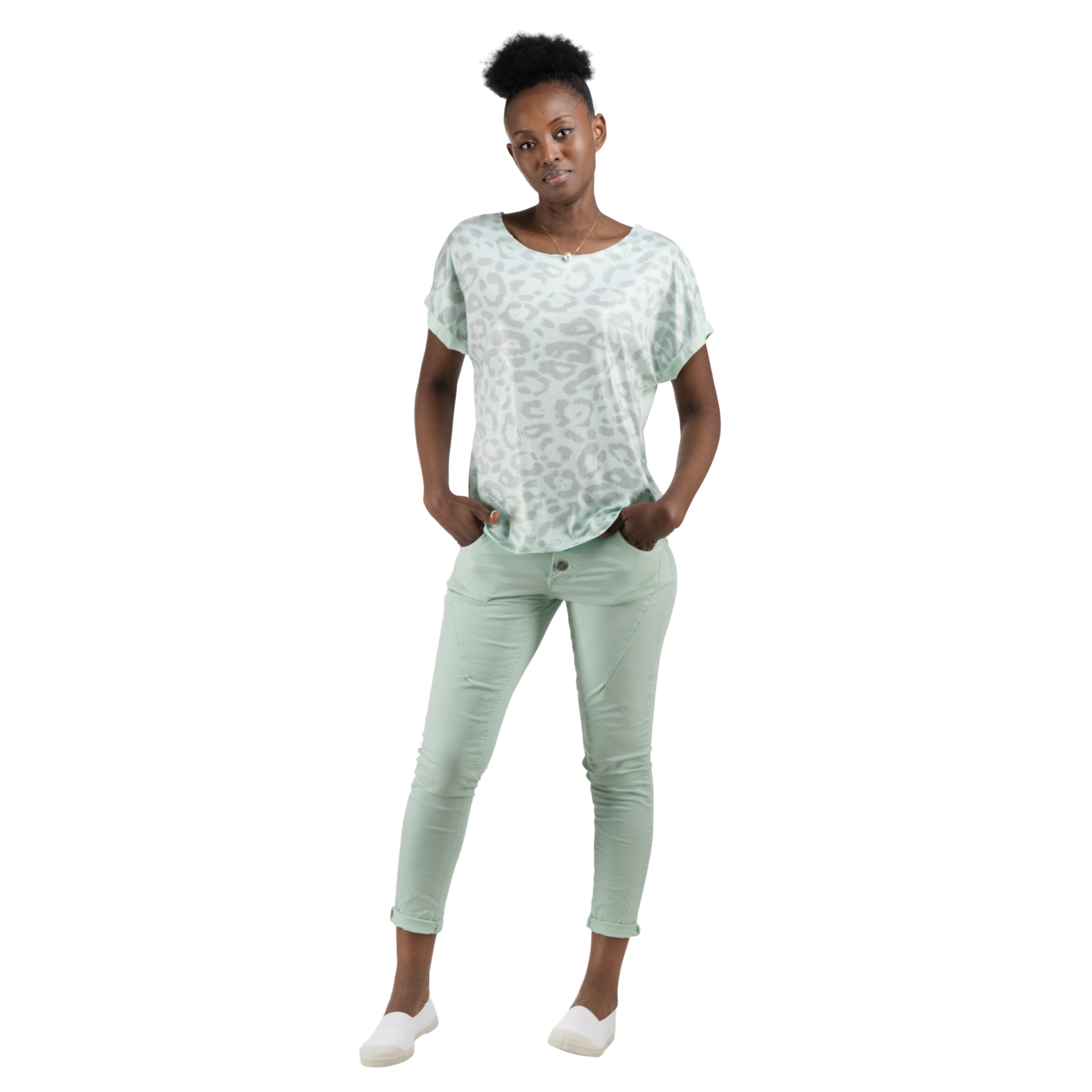 2-Textured leopard print knit top