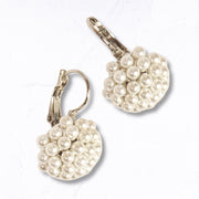 Mini pearl loop earrings