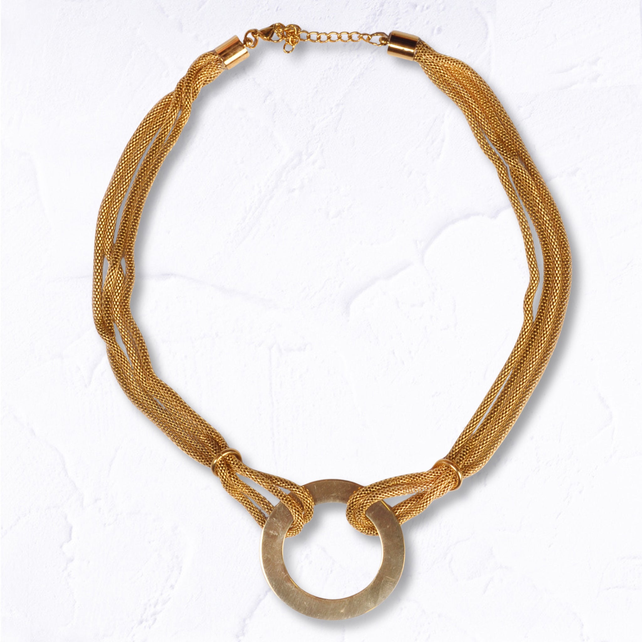 Giant circle mesh necklace