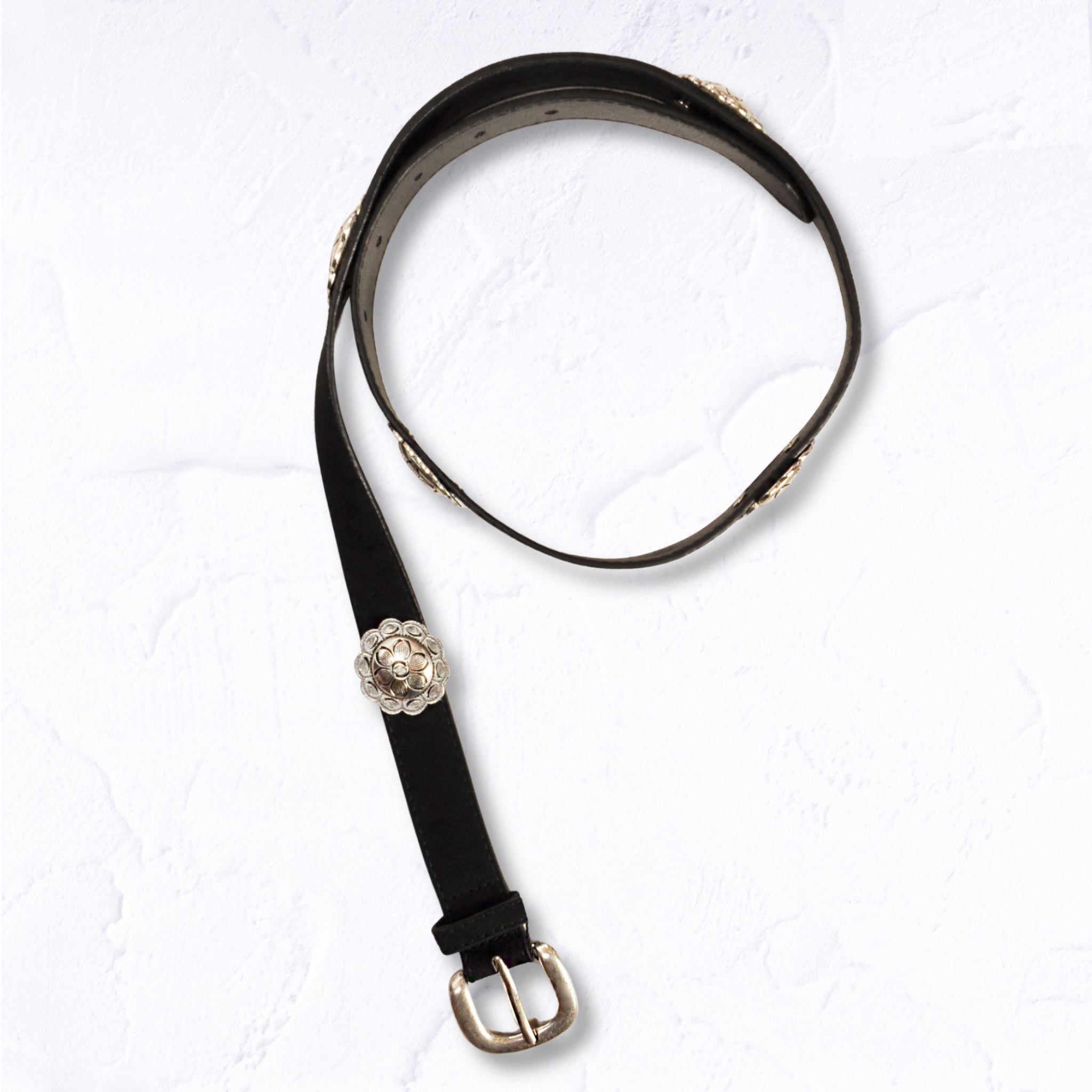 Multi silver flower suede belt