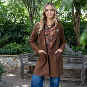 Sun brooch boucle coat