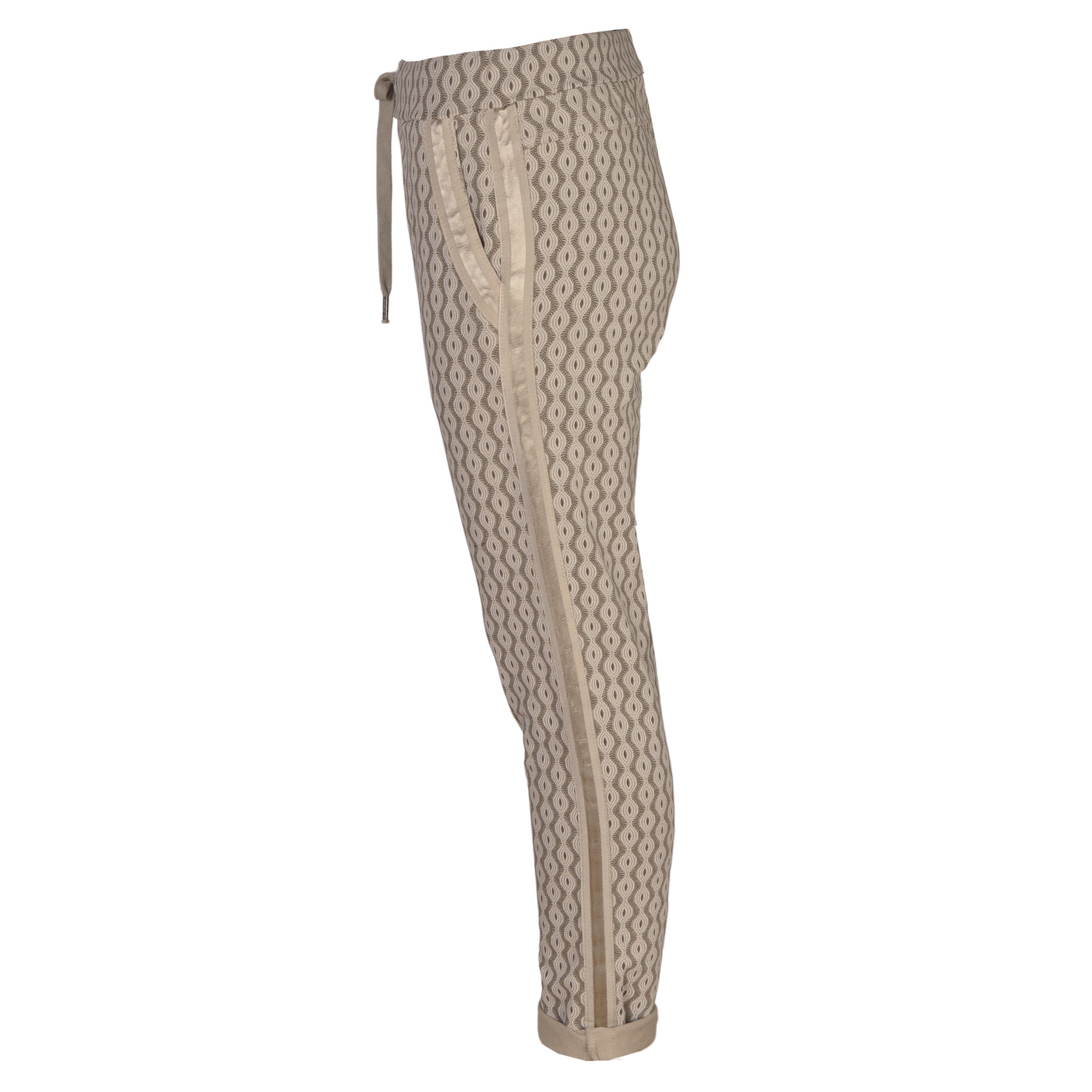 Fine leaf braided pants