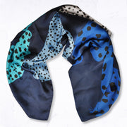 Leopard print silky scarf