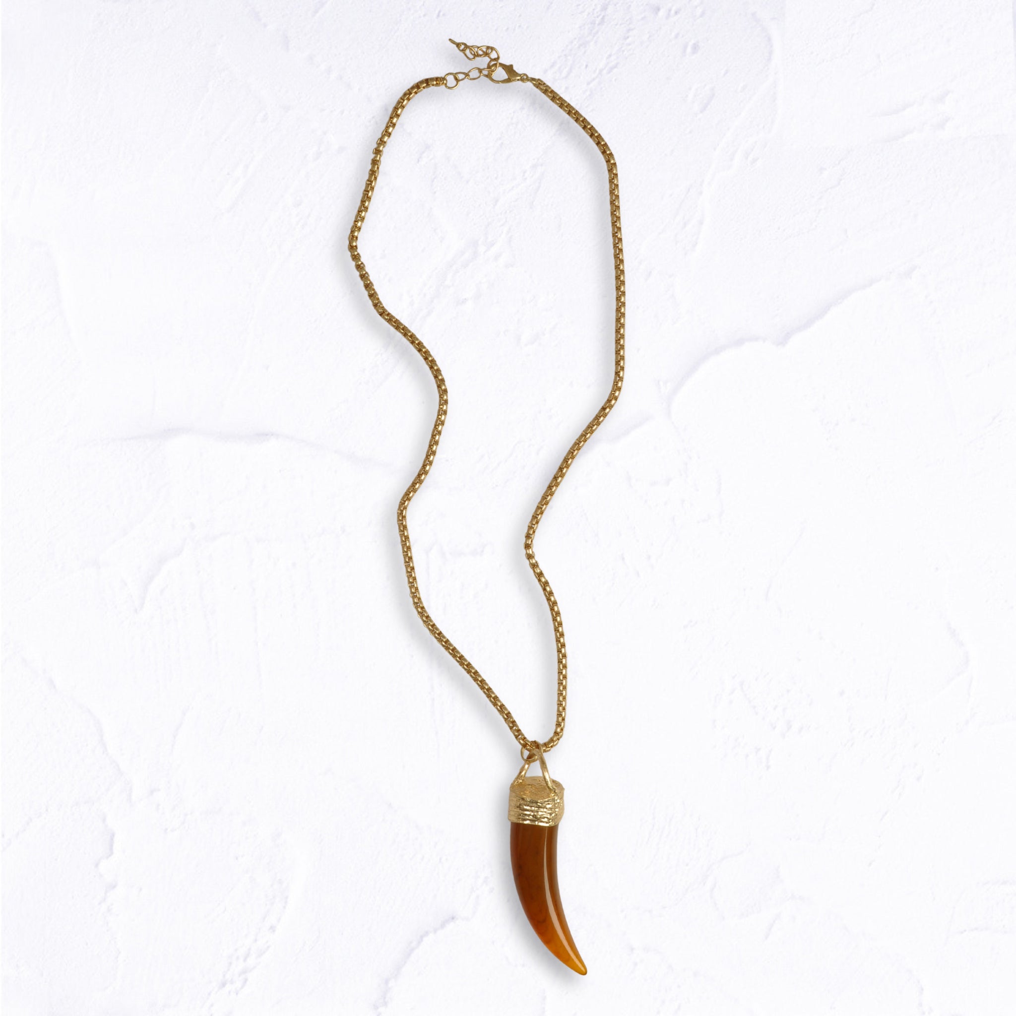 Giant horn pendant necklace