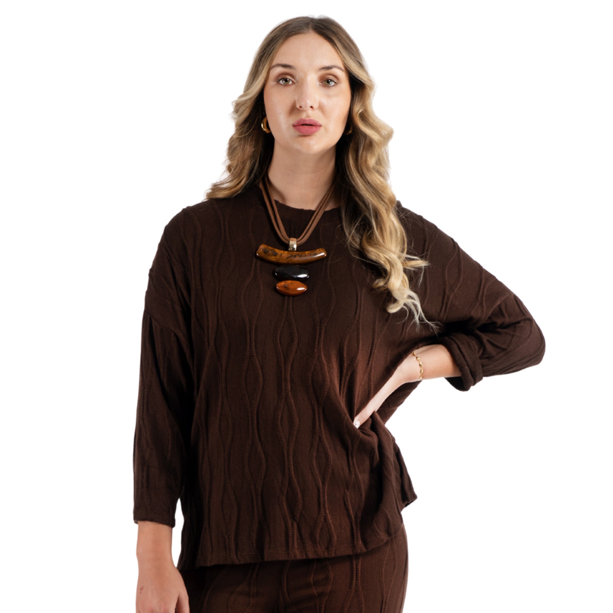 Round neck cable knit top