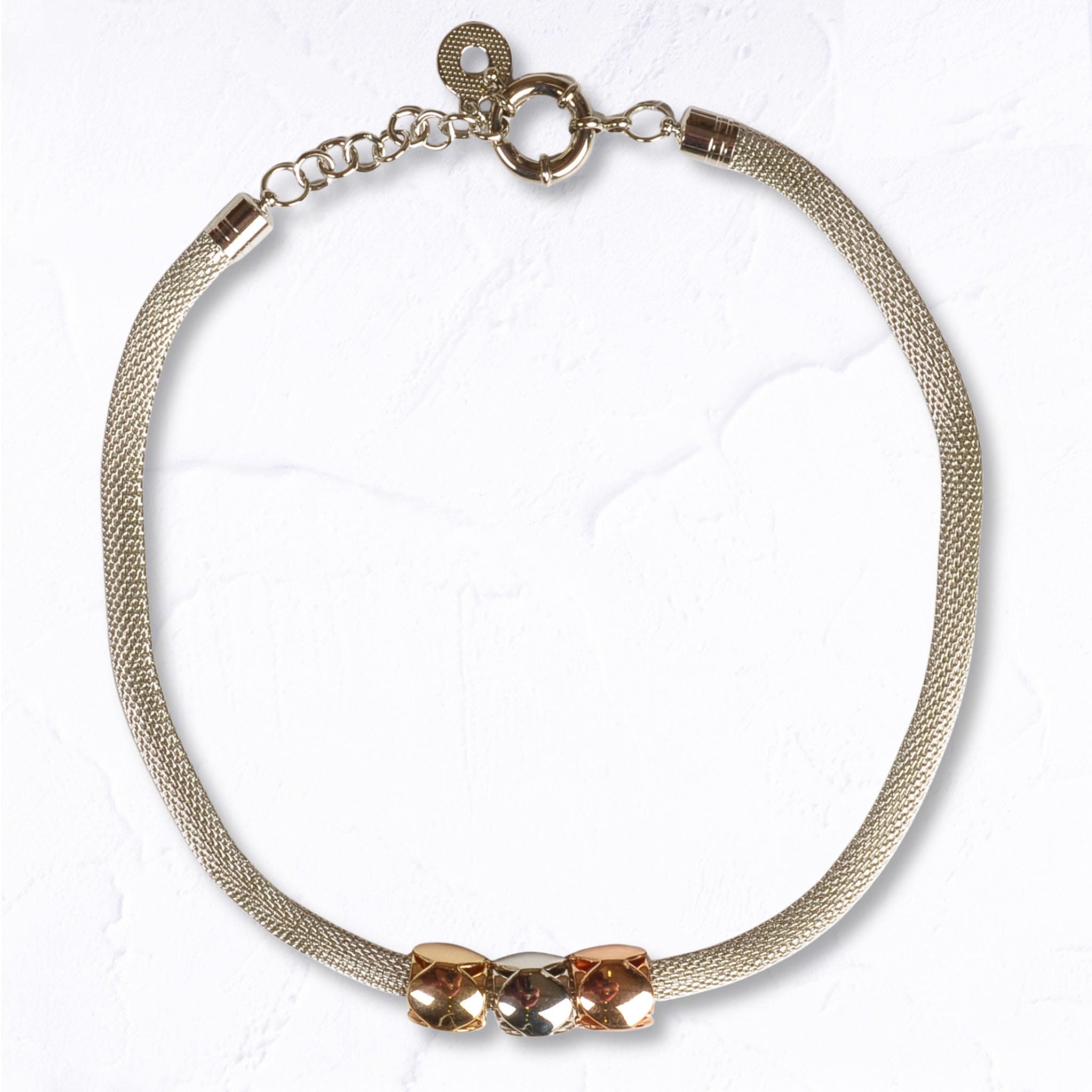 Multi circle bead mesh choker