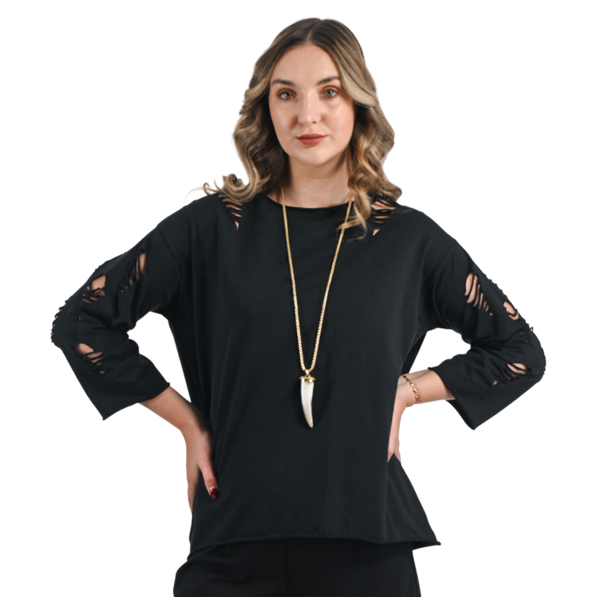 Raw-edge ripped top