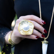 Textured circle giant pearl ring