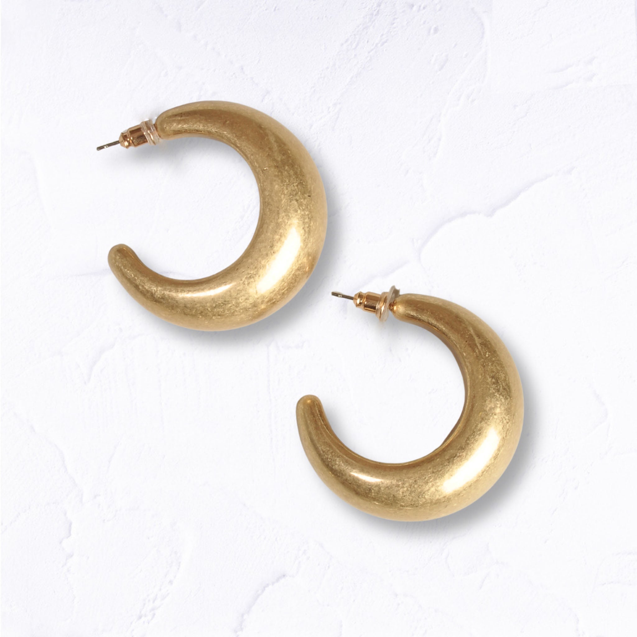 Matt chunky hoop earrings