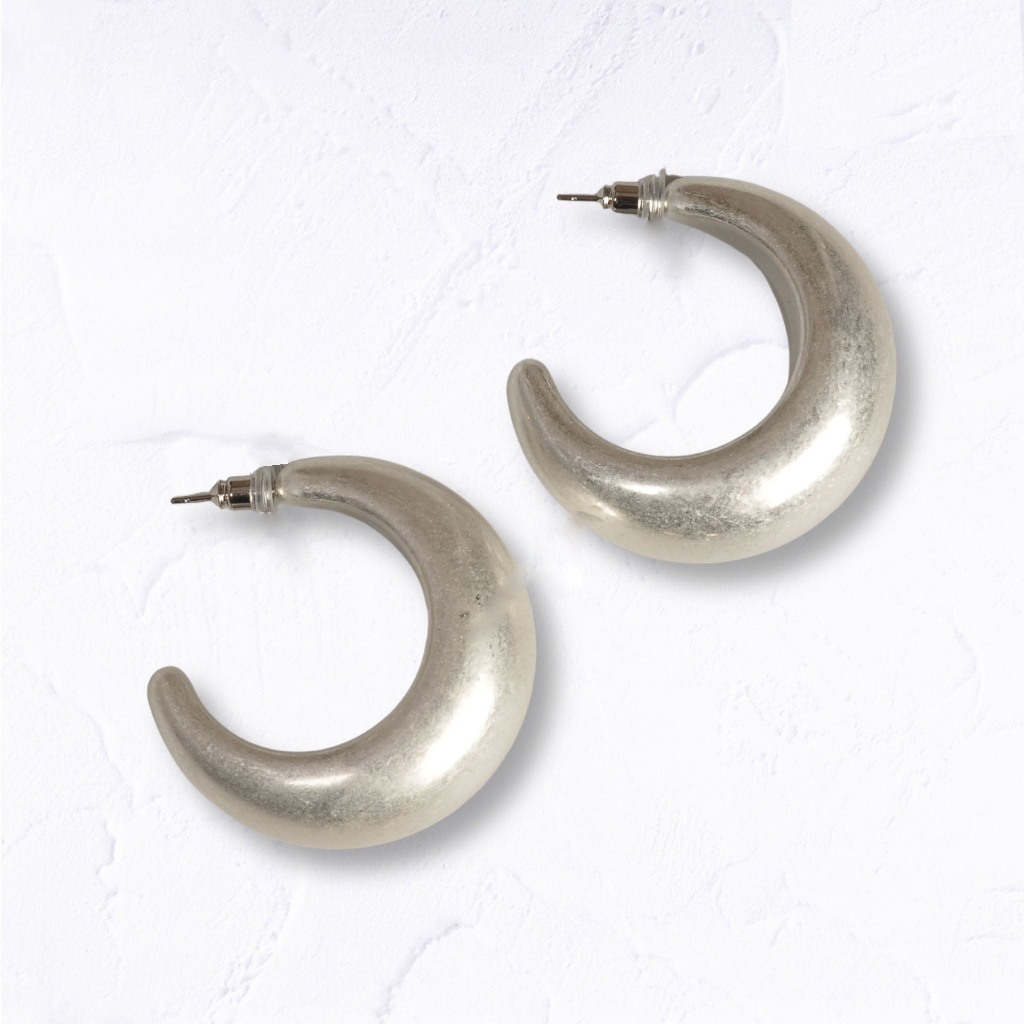 Matt chunky hoop earrings