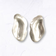 Wavy matt earrings