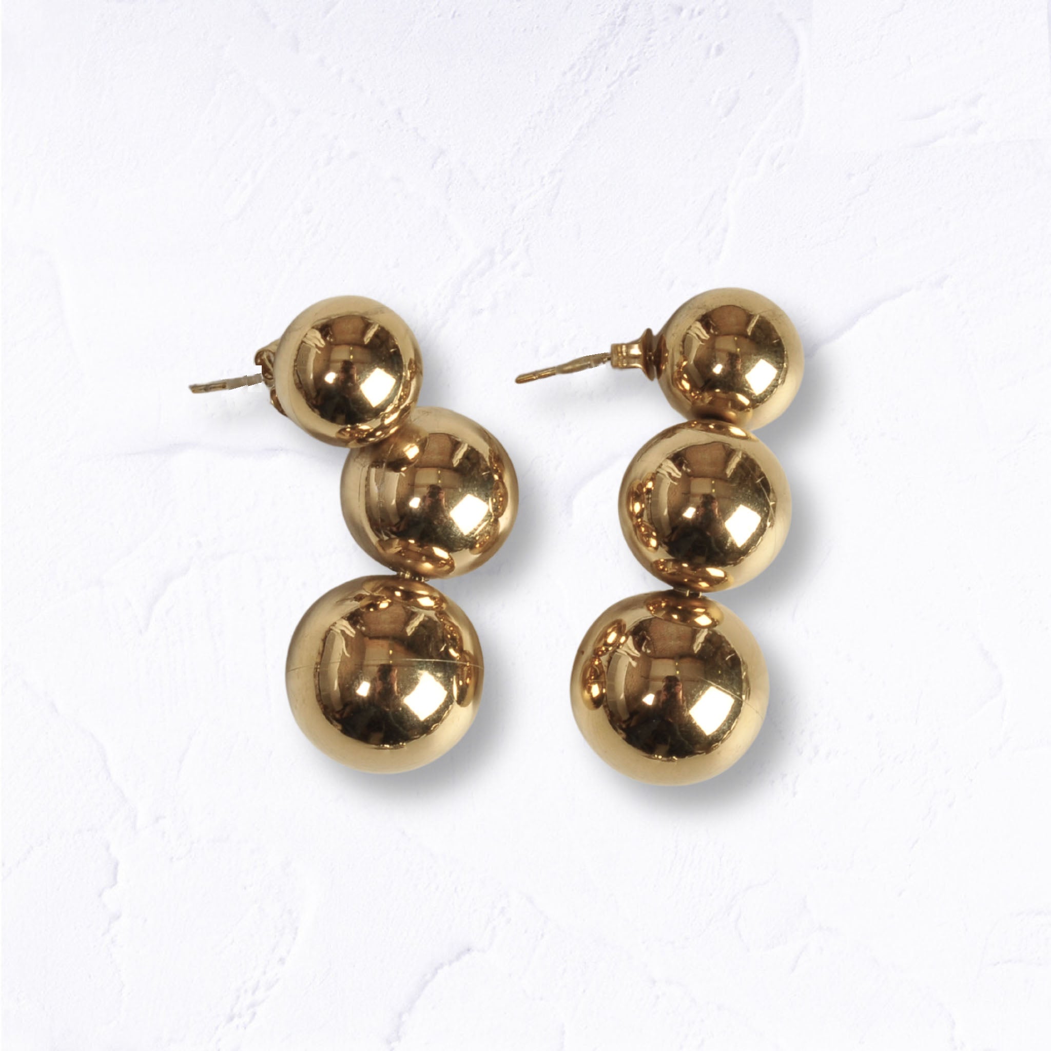 Tripple ball stainless steel earrings