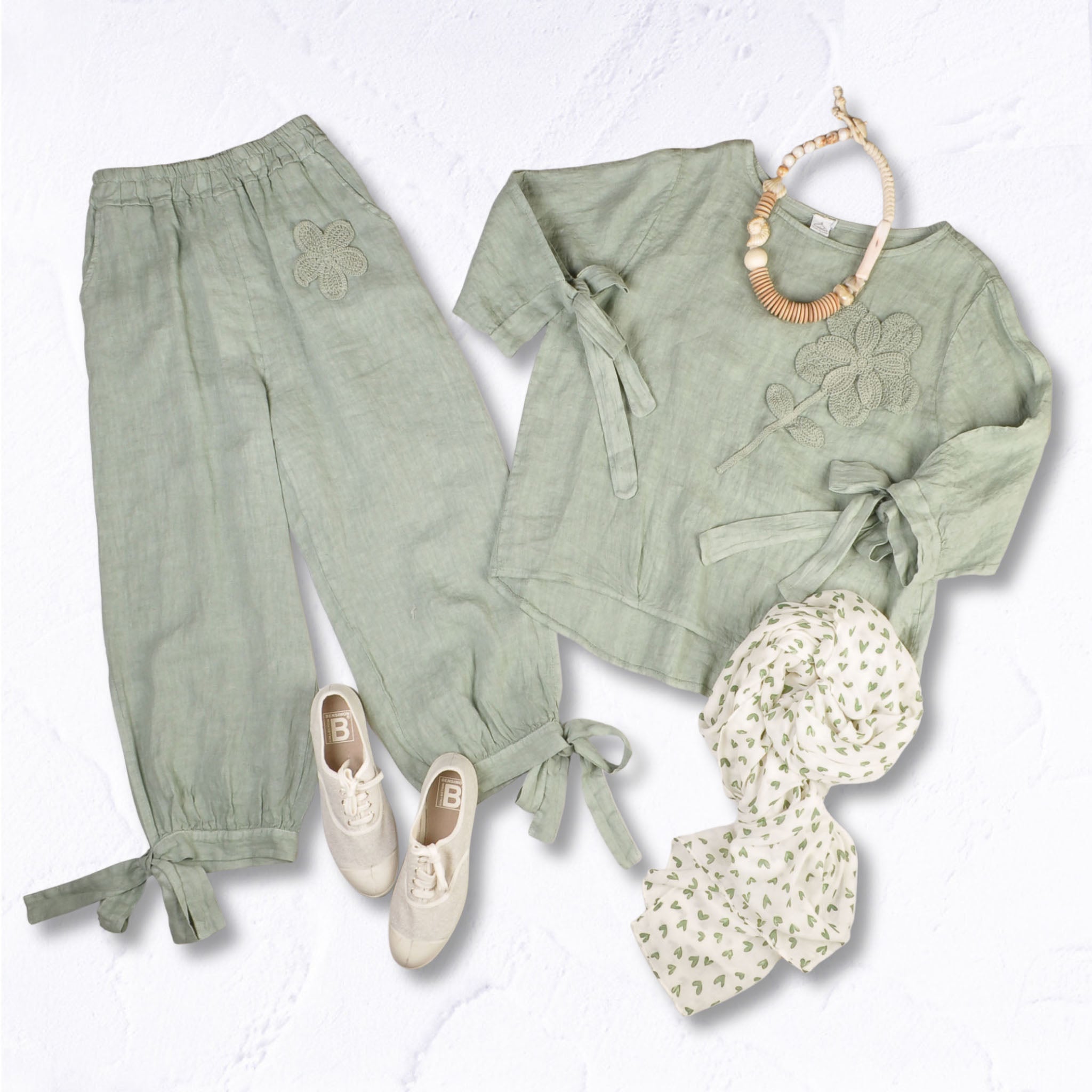 Giant crochet flower tie sleeve linen top