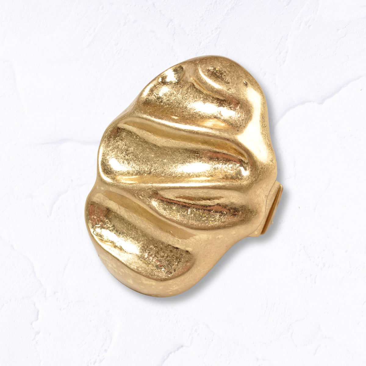 Giant textured oval elasticated ring