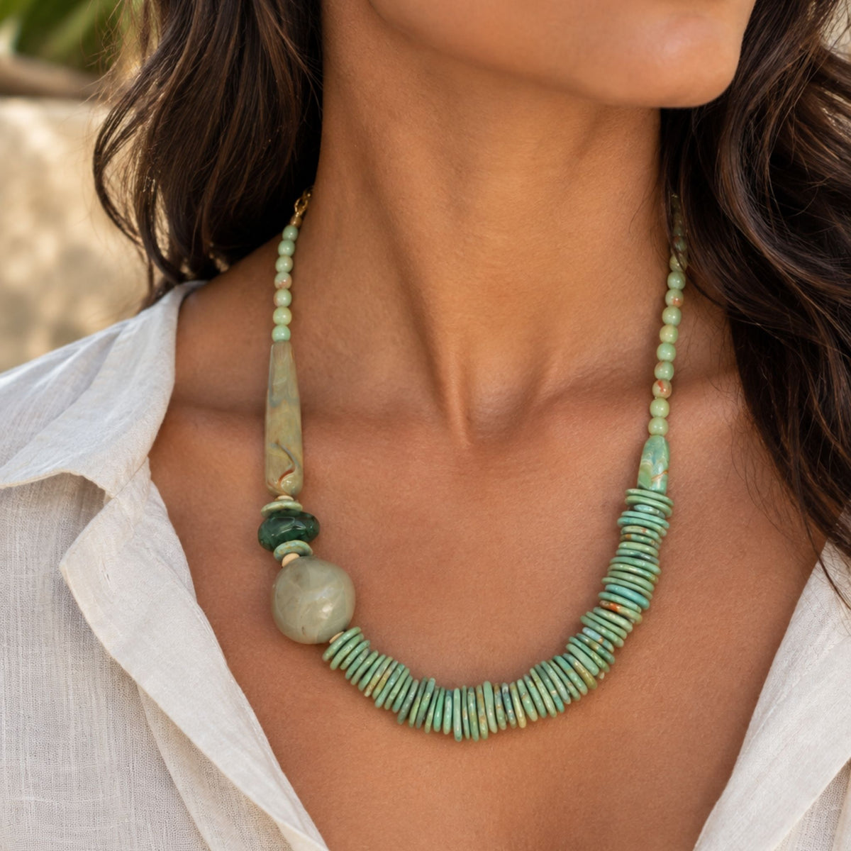 Giant resin bugal ball beaded choker