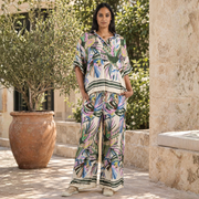 Giant parrot print silky top