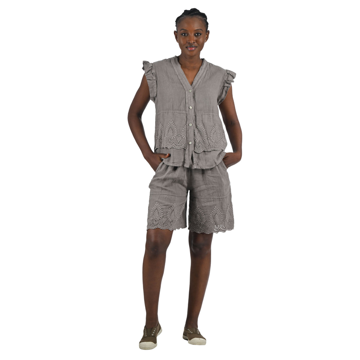 Embroidered heart linen sleeveless shirt